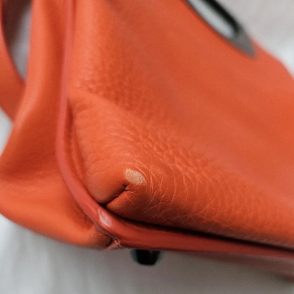 Christian Louboutin Orange 3 compartment Bag - Picture 16 of 17